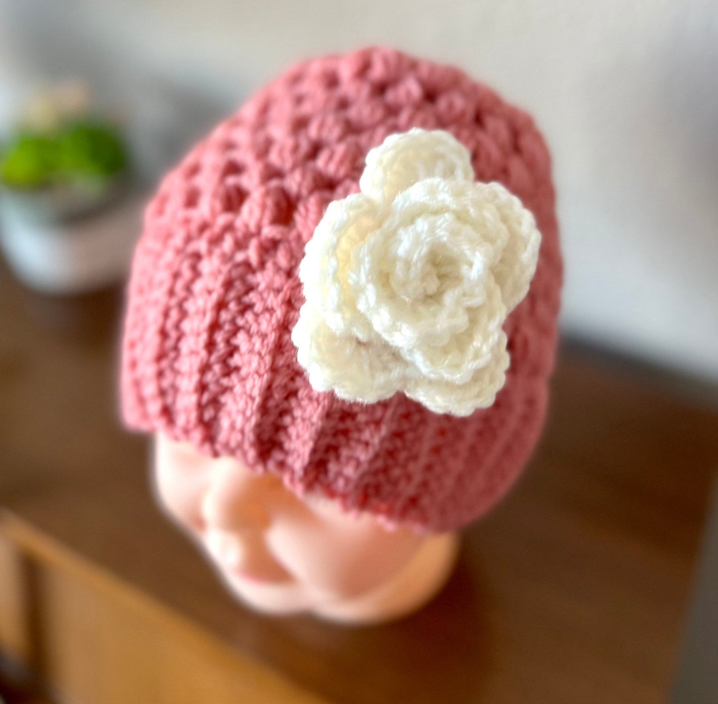 Stylish trendy crochet hat for girl, pink hat with white crochet flower, size 2 - 3T, “mom and me” hat set, great gift - Lilly Grace Sparkle Boutique