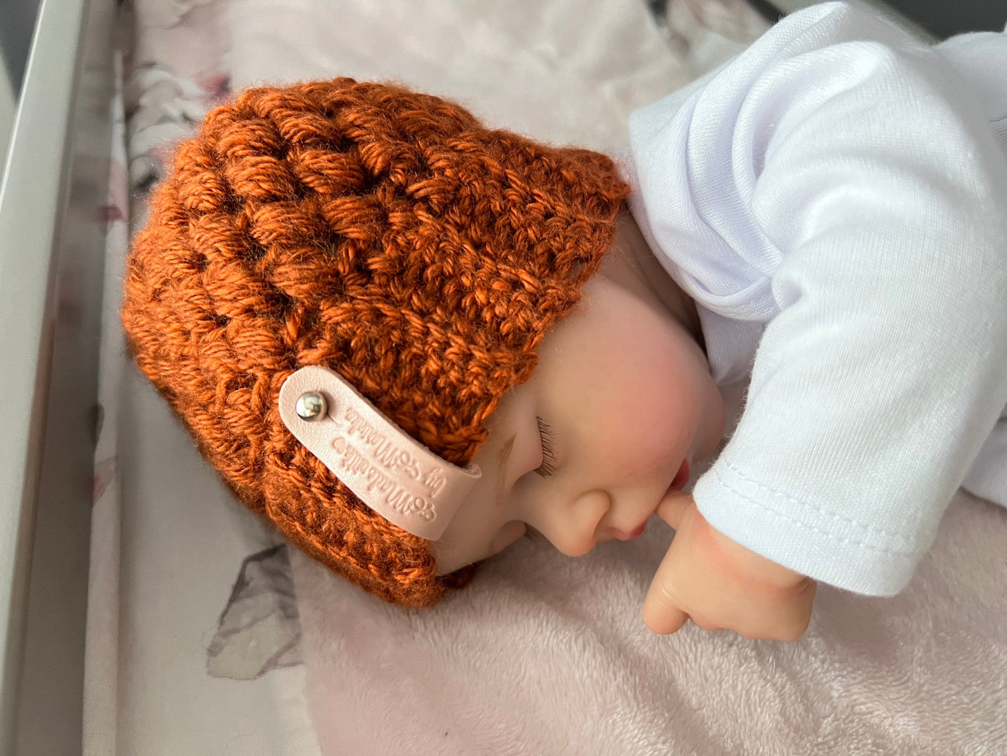 Baby hat in pumpkin spice color, handmade crochet hat, winter hat for baby, winer hat toddler, fall beanie hat, various sizes available