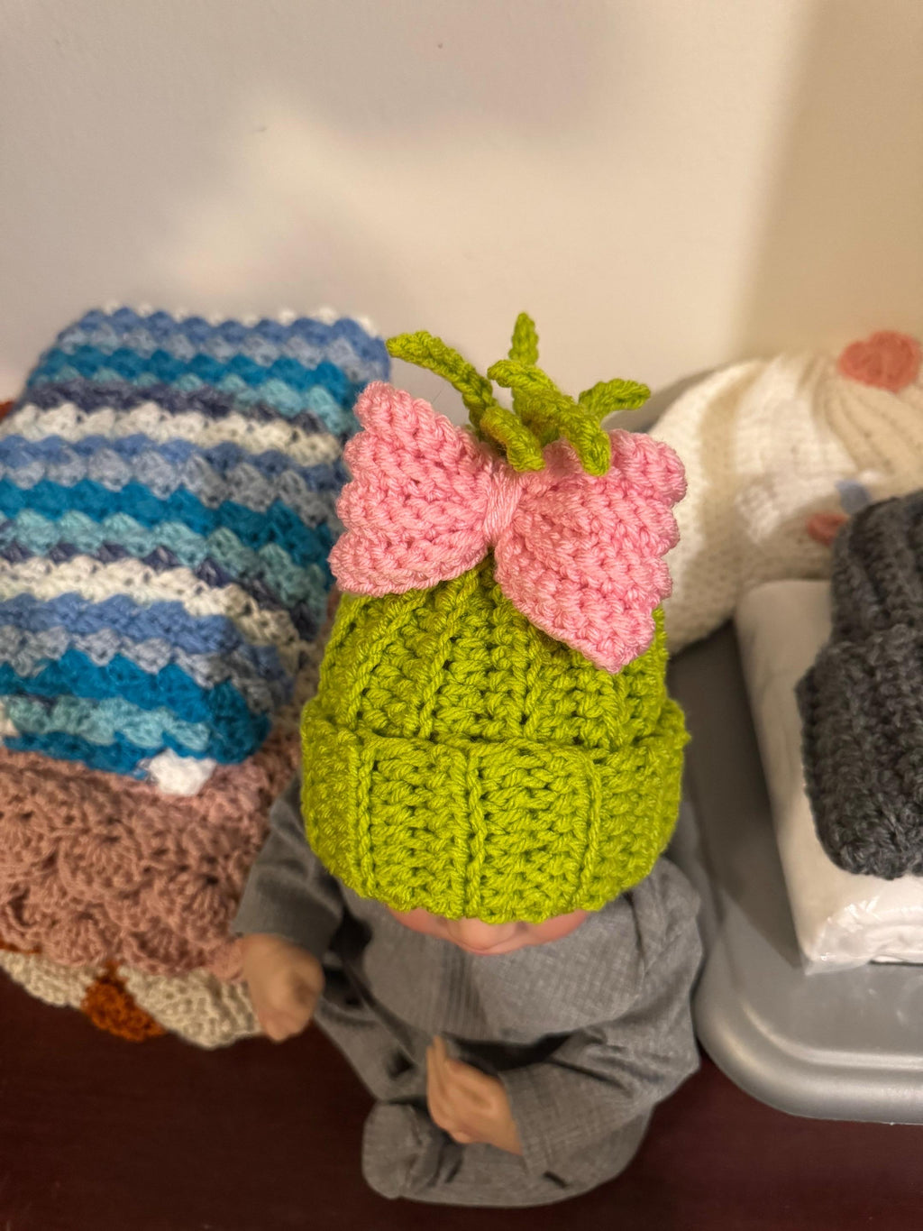 Christmas Themed Beanie Hat Slime Green With a Pink or Red Bow Cute Little Green Guy Hat