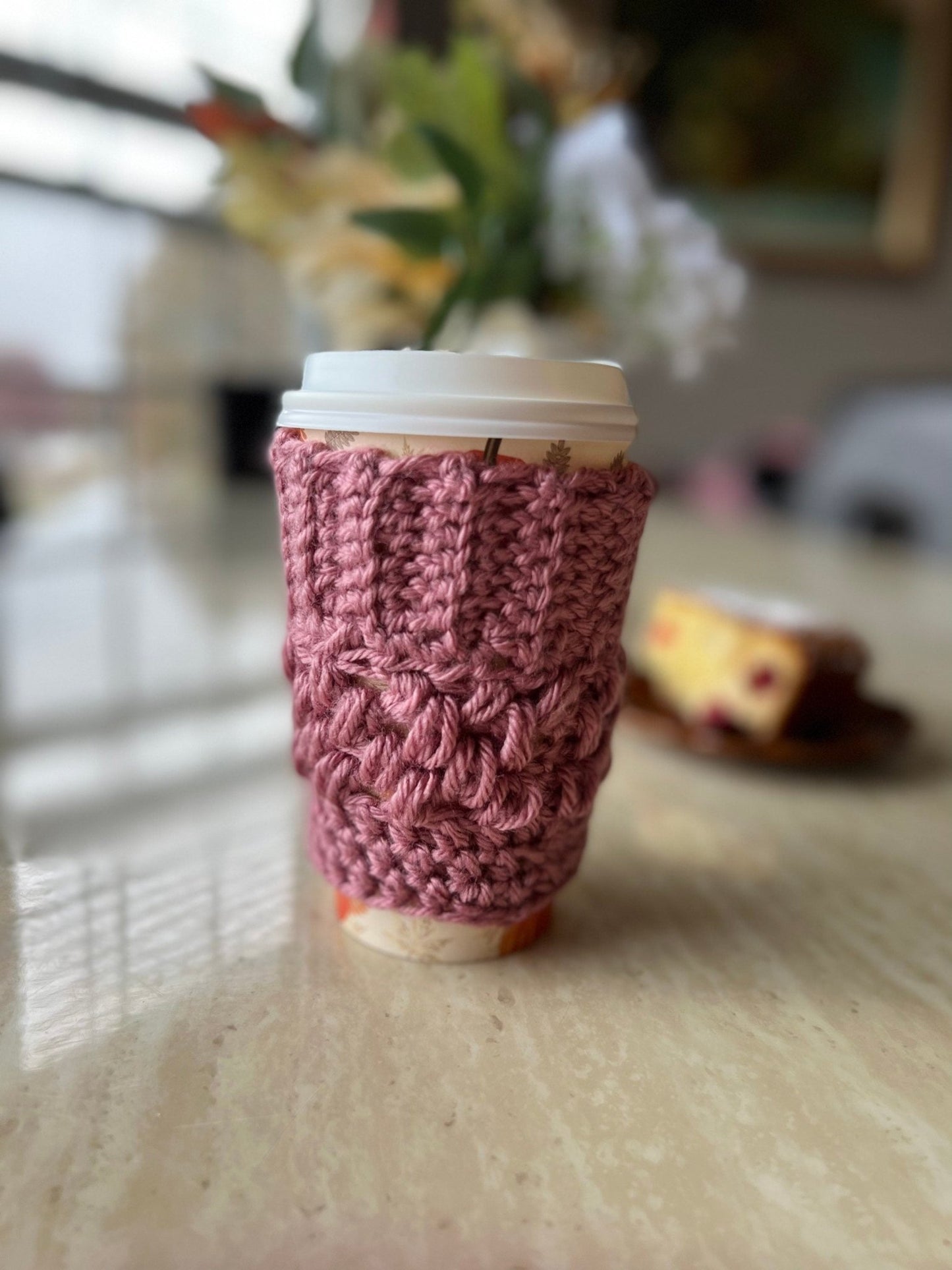 Reusable cup sleeve - Golden caramel crochet coffee cozy - drink cozy - cup cozy - coffee cup sleeve - mom gift - mother’s day gift - gift for mom - Lilly Grace Sparkle Boutique