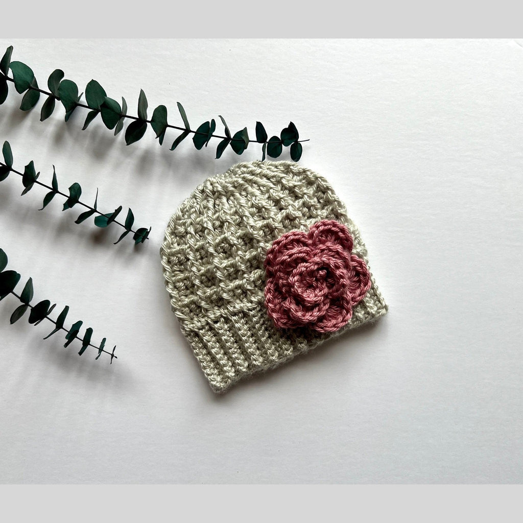 Handmade crochet hat for a baby girl, silver/light gray hat with pink crochet flower, hat for toddler girl, different sizes available - Lilly Grace Sparkle Boutique