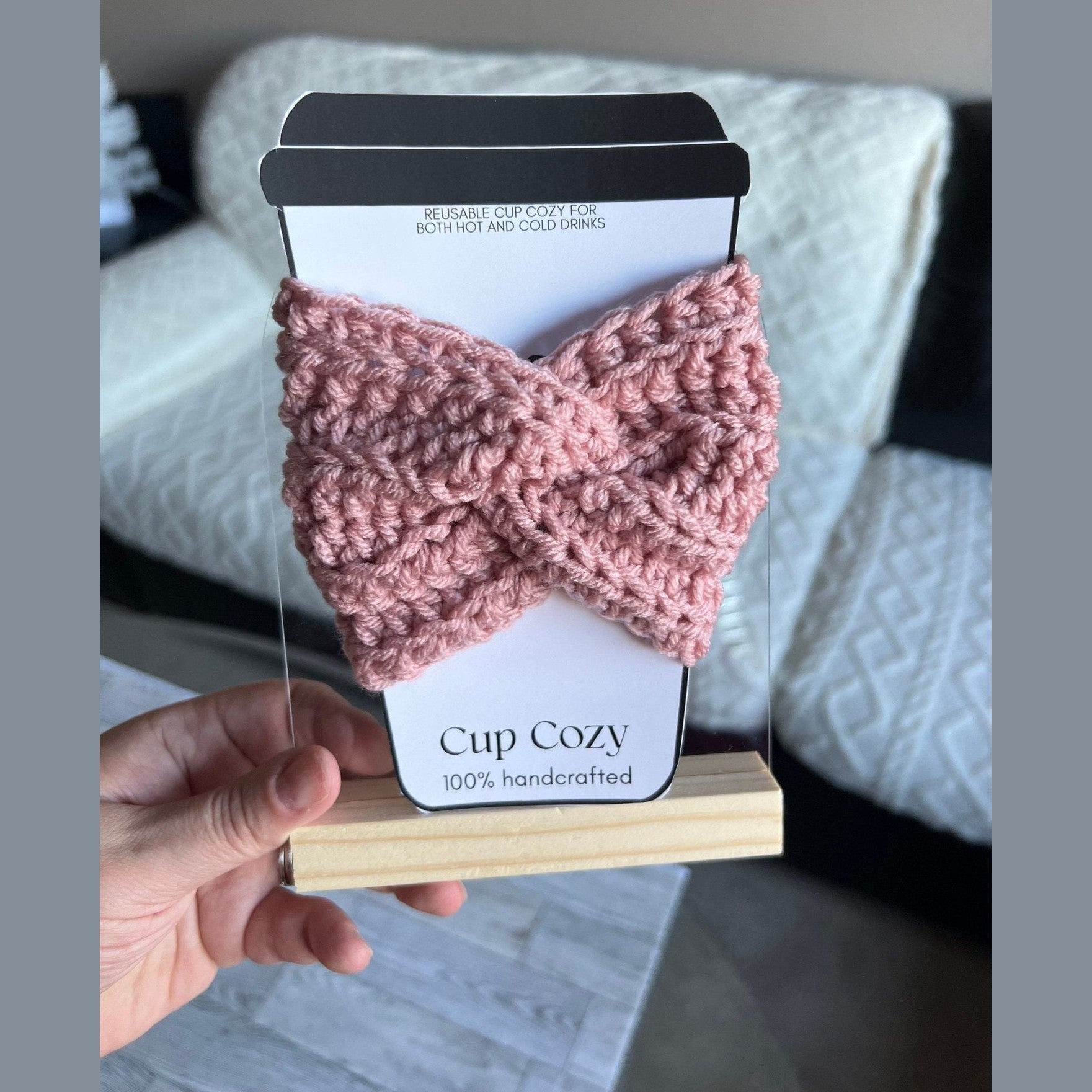 Reusable cup sleeve- sage green - crochet coffee cozy- drink cozy-cup sleeve - cup cozy- coffee cup sleeve, coffee lover gift - Lilly Grace Sparkle Boutique